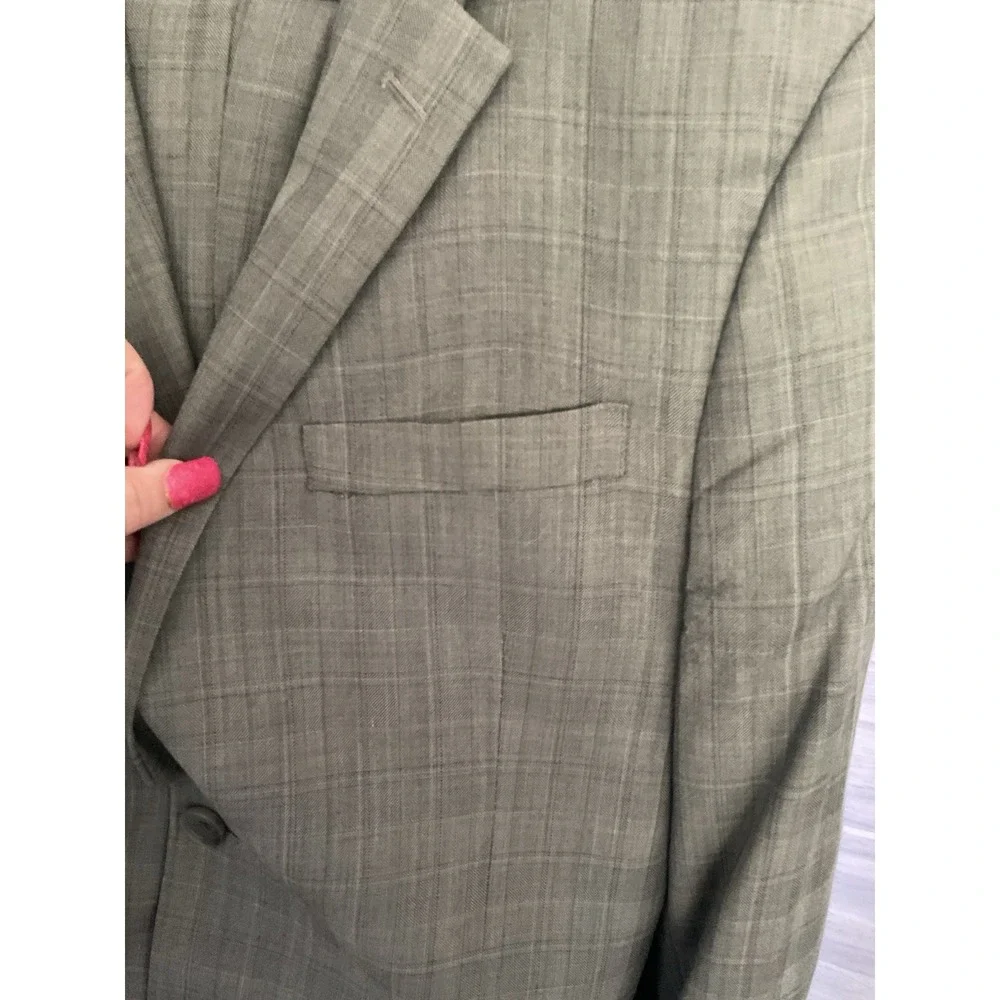 Tommy Hilfiger Gray Plaid Wool 2 Piece Suit Mens 40R Jacket 34W Pants
